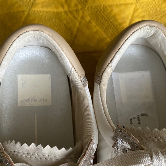 Dolce Vita Silver and White Sneakers Size 7 Like New Never Worn - Picture 2 of 8